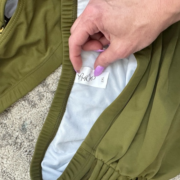 Women’s 2x Olive Green swimsuit 2 piece swimsuit - Picture 9 of 9